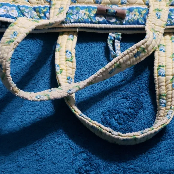Vera Bradley Retired Katherine Tote (Spring 2004) - Picture 15 of 15